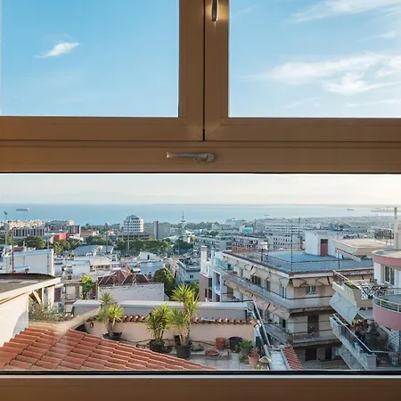 Skyline View Apartment